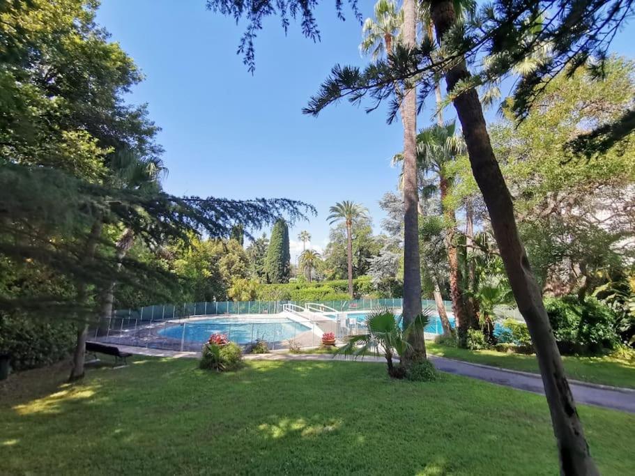 2 Bedrooms Seafront Cannes Exteriör bild