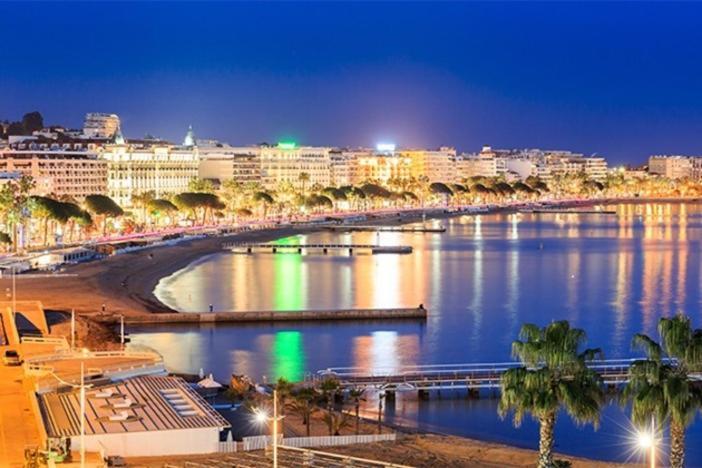 2 Bedrooms Seafront Cannes Exteriör bild