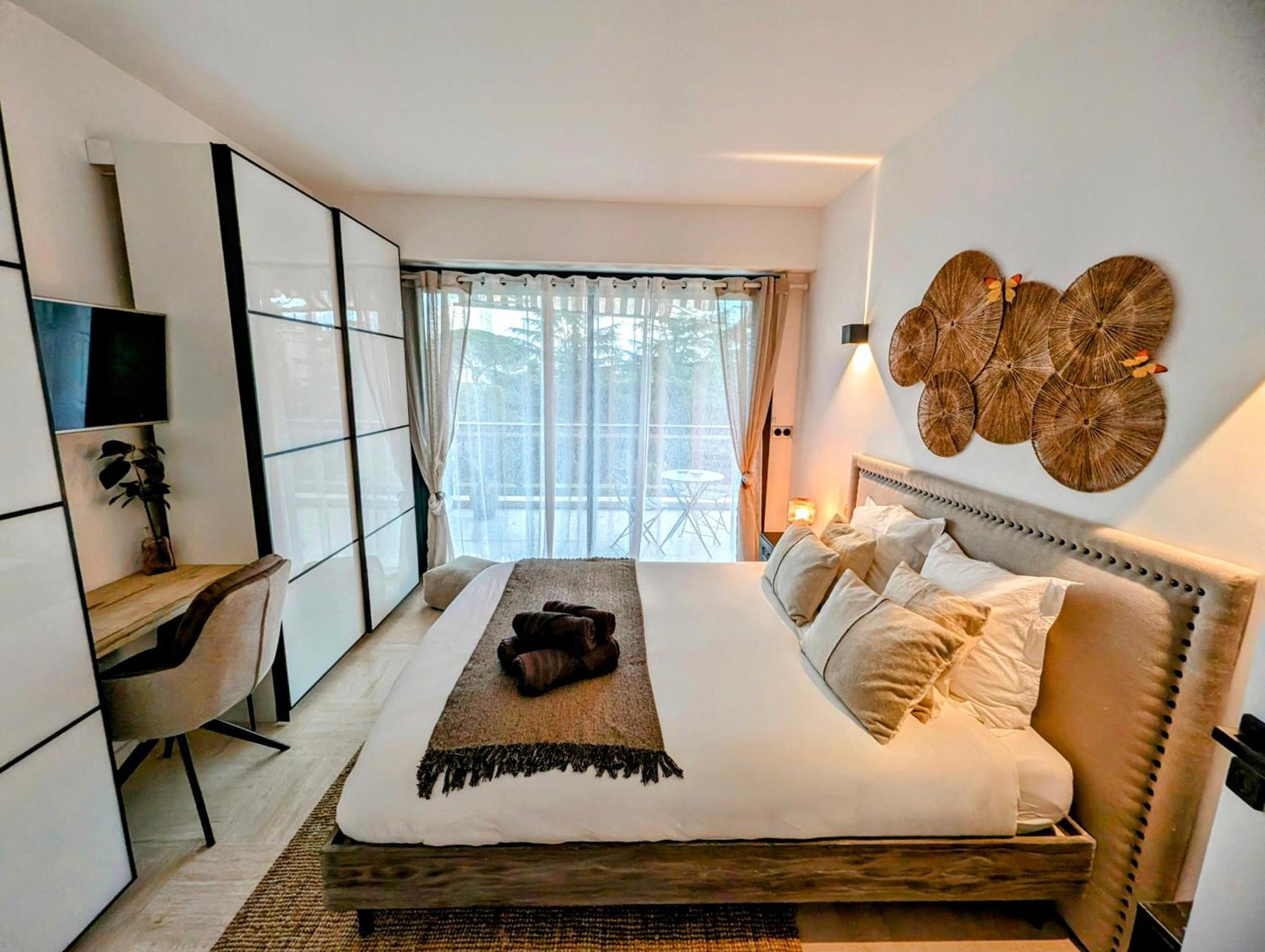 2 Bedrooms Seafront Cannes Exteriör bild